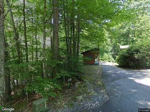 Sourwood Knoll, Newland, NC 28657