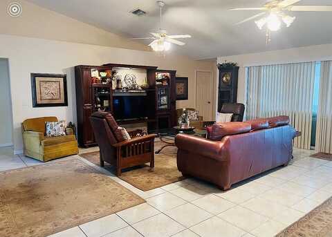 Pritchard, PALM COAST, FL 32164