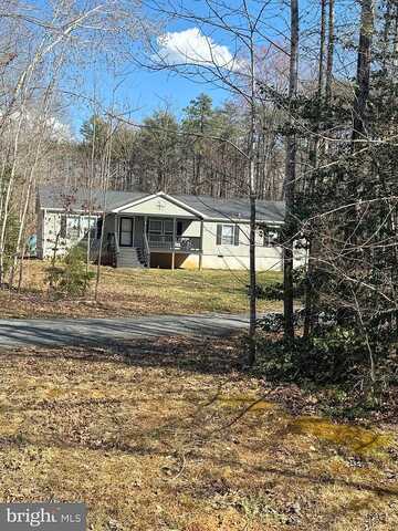 Walking Deer, ORANGE, VA 22960