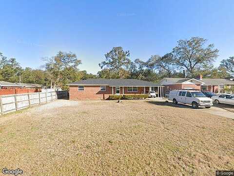 Linda, PENSACOLA, FL 32506