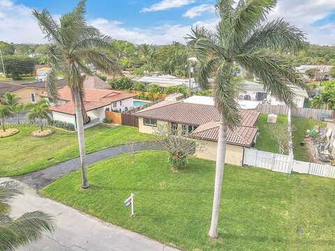 17Th, FORT LAUDERDALE, FL 33334