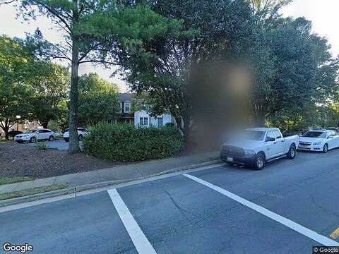 Collis Oak, FAIRFAX, VA 22033