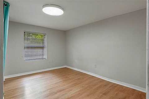 Brown, ORLANDO, FL 32806