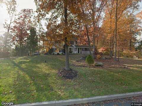 Hollowbush, PERKIOMENVILLE, PA 18074