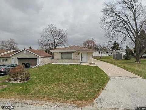 90Th, MILWAUKEE, WI 53228