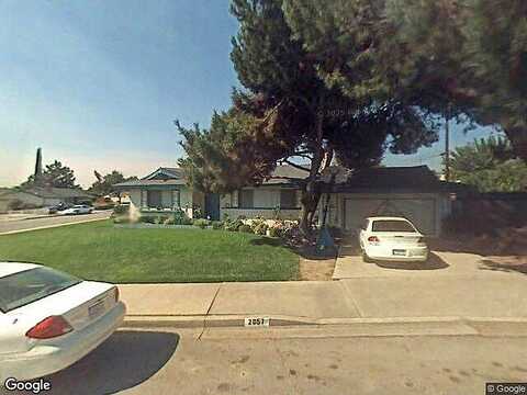 Royalty, POMONA, CA 91767