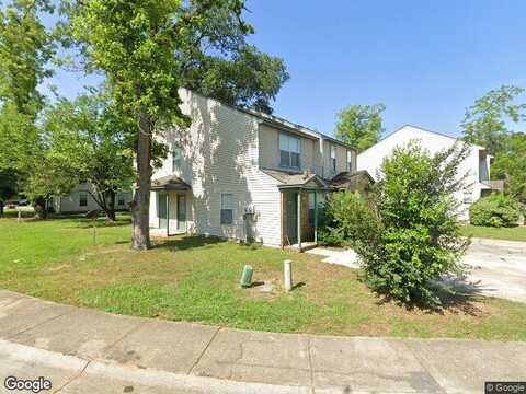 Tess, TALLAHASSEE, FL 32304