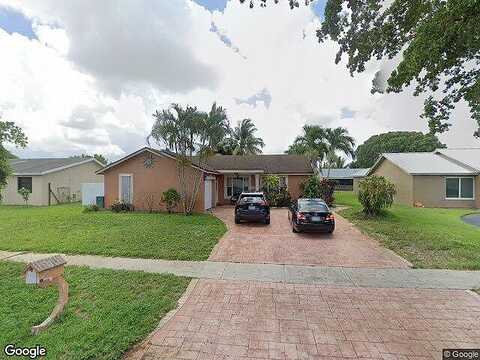 4Th, PEMBROKE PINES, FL 33024