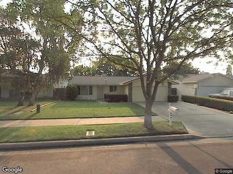 Marie, MERCED, CA 95340