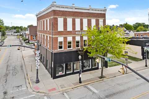 2 S Main Street, Jeffersonville, OH 43128