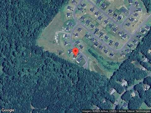 Mannie, RUCKERSVILLE, VA 22968