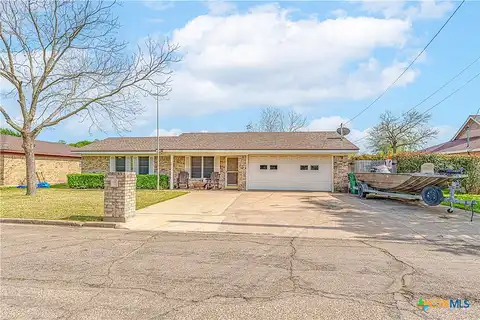 Avenue, WACO, TX 76705