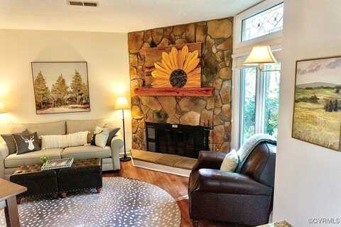 Laurelwood, ROSELAND, VA 22967