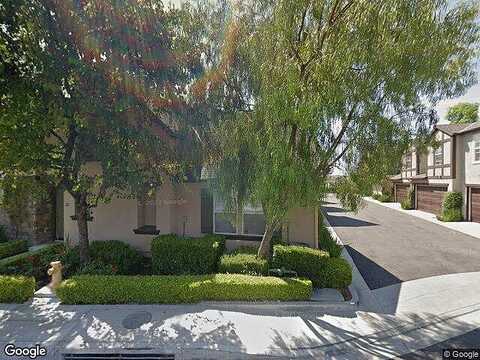Three Vines, LADERA RANCH, CA 92694