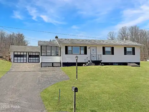 Elk Lake, WAYMART, PA 18472