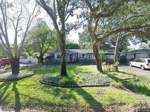 Country Club, SAINT PETERSBURG, FL 33710