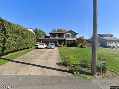 Hillcrest, NEW KENSINGTON, PA 15068
