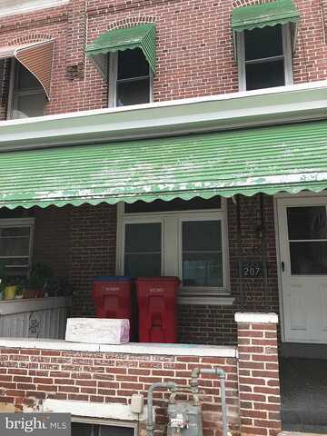 W Spruce St, NORRISTOWN, PA 19401