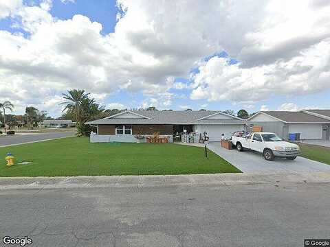 Seton Hall Dr, Sun City Center, FL 33573