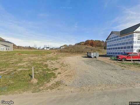 Dana Dr, Hunker, PA 15639