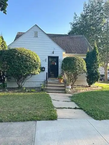 12Th Avenue, Austin, MN 55912