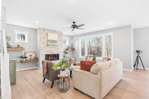 Tyrol Drive, Rochester, MN 55904