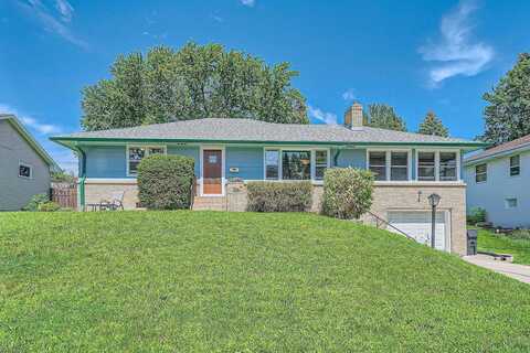 31St Avenue, Saint Anthony, MN 55418
