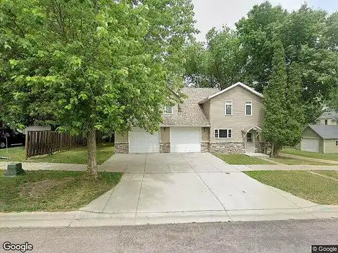 Pine, SAINT PETER, MN 56082