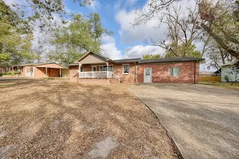 South, LINDALE, TX 75771