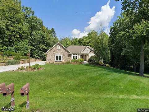 Sun Valley, SUSSEX, WI 53089
