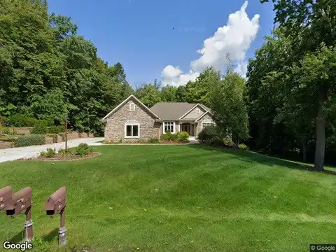 Sun Valley, SUSSEX, WI 53089