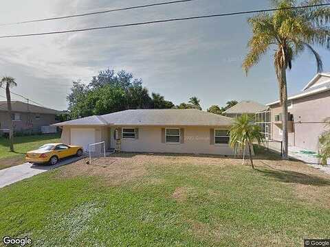 Galleon, BONITA SPRINGS, FL 34135