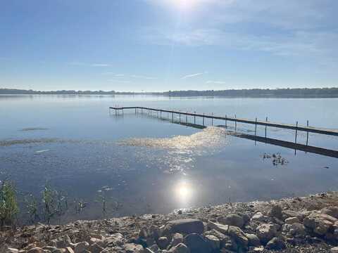 Shore, FOREST LAKE, MN 55025
