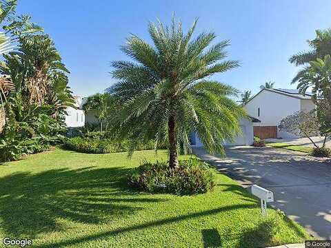 1St, SAINT PETERSBURG, FL 33715