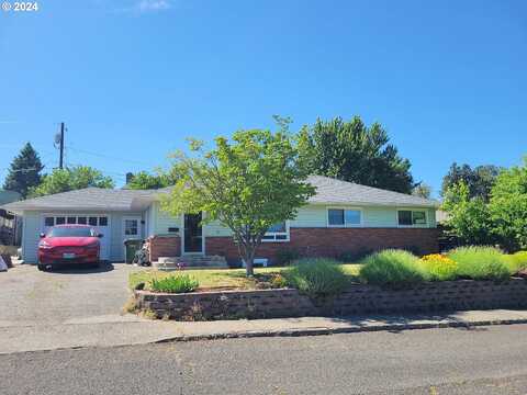 21St, THE DALLES, OR 97058