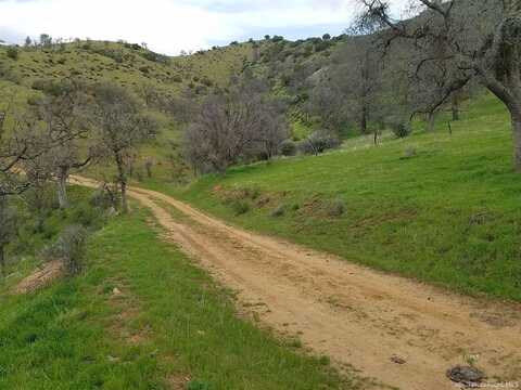 Ellen Blue Rd, Caliente, CA 93518