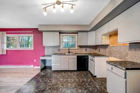 Glade, LONG POND, PA 18334