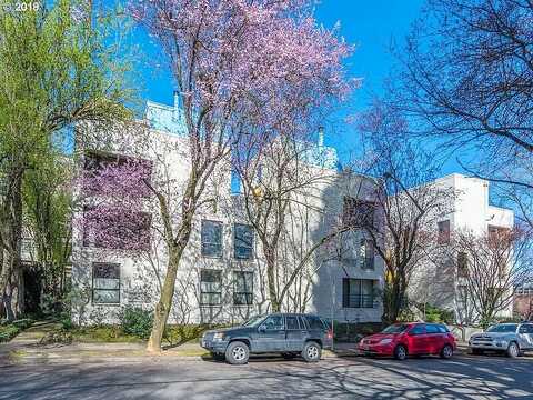 Hoyt, PORTLAND, OR 97209