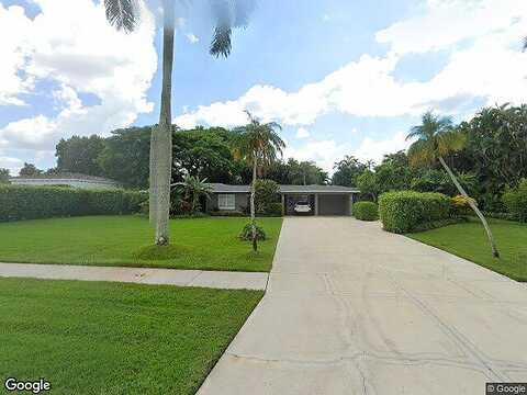 Plumosa, FORT MYERS, FL 33901
