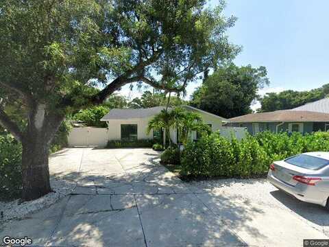 13Th, NAPLES, FL 34102