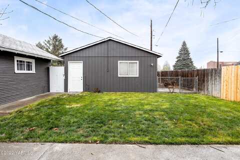 9Th, YAKIMA, WA 98902