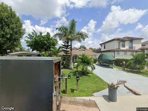 110Th, NAPLES, FL 34108