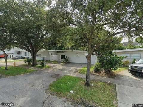 Highland Lakes, MIAMI, FL 33179