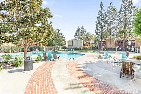 Macarthur, SANTA ANA, CA 92707