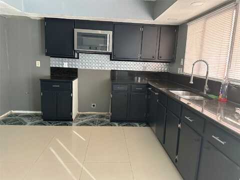 Elm Ridge, GARLAND, TX 75044