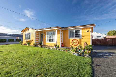Glenn, CRESCENT CITY, CA 95531