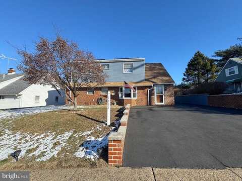 Willits, PHILADELPHIA, PA 19114