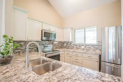 Little Creek, EULESS, TX 76039