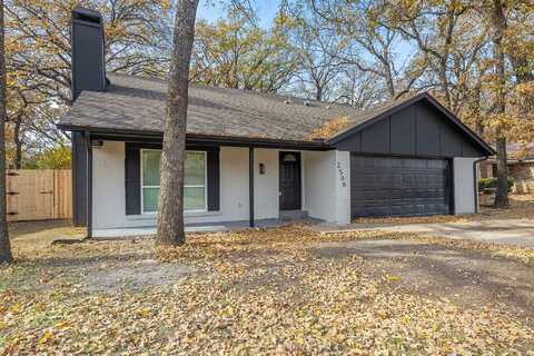 Holt, ARLINGTON, TX 76006