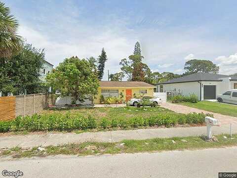 13Th, NAPLES, FL 34102